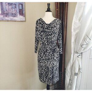 Premise Sz 6 Ruched Cowl Slinky Faux Wrap Dress Geometric s Black Off White